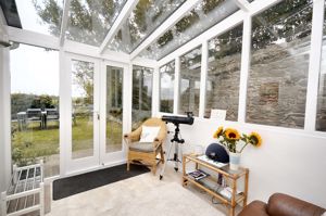 Garden room- click for photo gallery